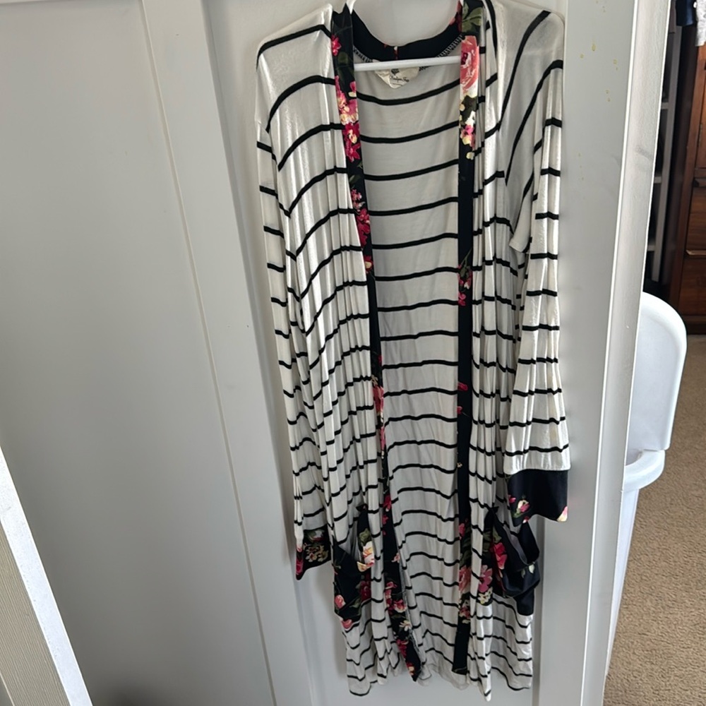 Betseys boutique long cardigan.